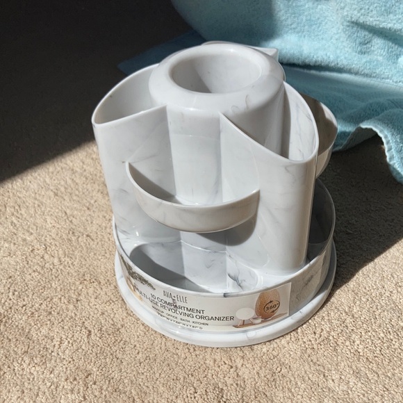 10 compartment multi use revolving organizer faux marble look - Picture 3 of 11